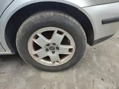 Veículo de Sucata seat leon (1m1) 1.6 do ano 2001 alimentado 0