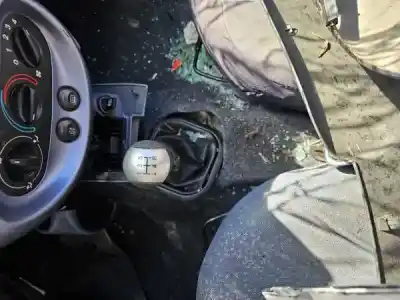 Veicolo di demolizione ford ka (rb_) 1.3 i dell'anno 1998 alimentato 0