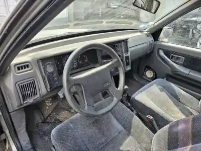 Veicolo di demolizione volvo 460 (464) 1.7 dell'anno 1991 alimentato b 18 e