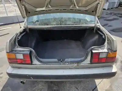 Veicolo di demolizione volvo 460 (464) 1.7 dell'anno 1991 alimentato b 18 e