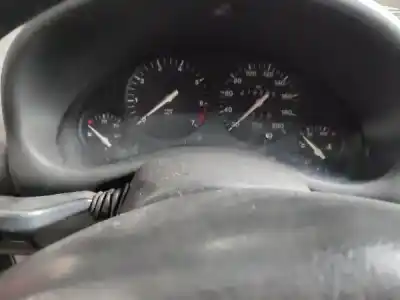 Sloopvoertuig opel corsa b (s93) 1.2 i (f08 f68 m68) van het jaar 1994 aangedreven 