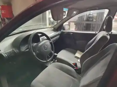 Sloopvoertuig opel corsa b (s93) 1.2 i (f08 f68 m68) van het jaar 1994 aangedreven 