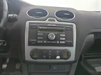 Véhicule à la ferraille ford focus ii (da_, hcp, dp) 1.4 de l'année 2005 alimenté 