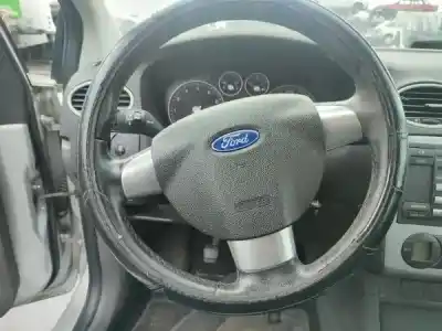 Véhicule à la ferraille ford focus ii (da_, hcp, dp) 1.4 de l'année 2005 alimenté 