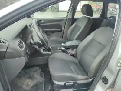 Véhicule à la ferraille ford focus ii (da_, hcp, dp) 1.4 de l'année 2005 alimenté 