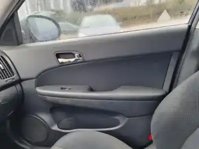 Veicolo di demolizione hyundai i30 (fd) 1.6 crdi dell'anno 2007 alimentato d4fb