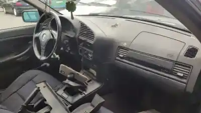 Scrapping Vehicle bmw 3 touring (e36) 318 tds of the year 2001 powered m41 d17 (174t1)