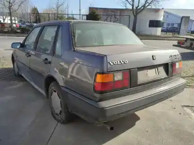 Veículo de Sucata volvo 460 (464) 1.7 do ano 1990 alimentado b 18 ep