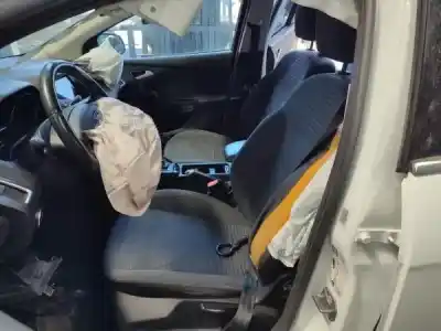 Veicolo di demolizione ford focus turn. 1.0 ecoboost cat dell'anno 2018 alimentato 