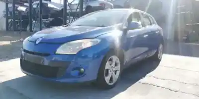Veículo de Sucata RENAULT MEGANE III (BZ0_) 1.6 16V (BZ1B. BZ1H) Gasolina 2009 5P do ano 2009 alimentado K4M 858