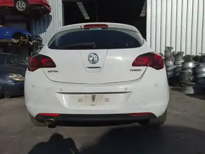 Hurda Aracı opel astra j (p10) 1.6 turbo (68) yılın 2011 güçlü a 16 let