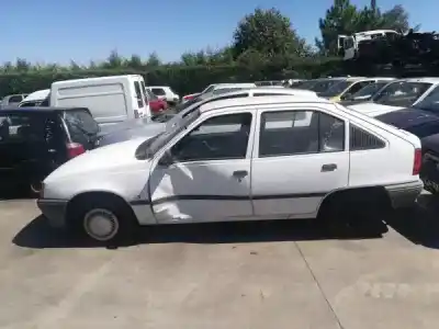 Vehicul casat opel kadett e hatchback (t85) 1.2 (c08. c48. d08. d48) al anului 1987 alimentat 