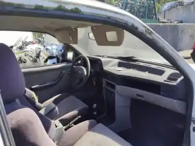 Veículo de Sucata opel kadett e hatchback (t85) 1.3 i cat (c08. c48. d08. d48) do ano 2023 alimentado 