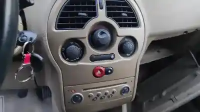 Sloopvoertuig renault modus / grand modus (f/jp0_) 1.5 dci (fp0d jp0d) van het jaar 2005 aangedreven k9k 750