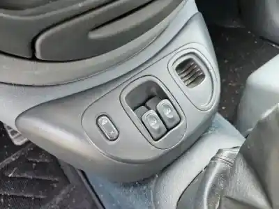 Hurda Aracı renault megane scenic (ja0/1_) 1.9 d (ja0j) yılın 1996 güçlü 