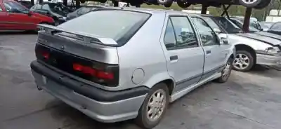 Veicolo di demolizione renault 19 ii chamade (l53_) 1.4 dell'anno 1996 alimentato e6j 700