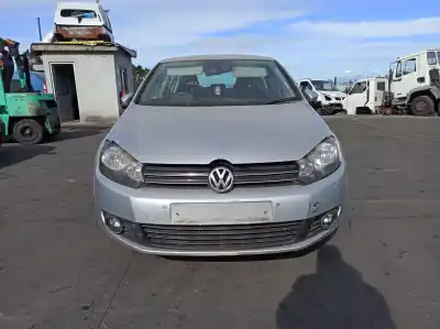 Veículo de Sucata VOLKSWAGEN GOLF VI (5K1) 1.6 TDI do ano 2011 alimentado CAYB