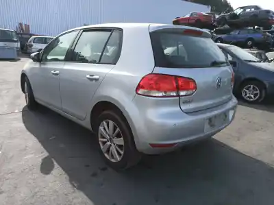 Veículo de Sucata volkswagen golf vi (5k1) 1.6 tdi do ano 2011 alimentado cayb