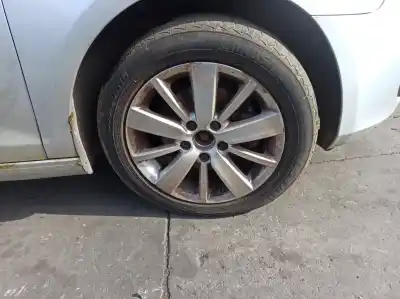 Veículo de Sucata volkswagen golf vi (5k1) 1.6 tdi do ano 2011 alimentado cayb