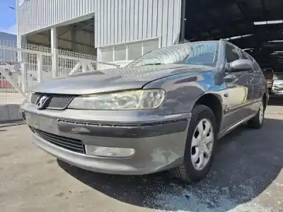 Véhicule à la ferraille PEUGEOT 406 BREAK (8E/F) 2.0 HDI 110 de l'année 2001 alimenté RHZ (DW10ATED)