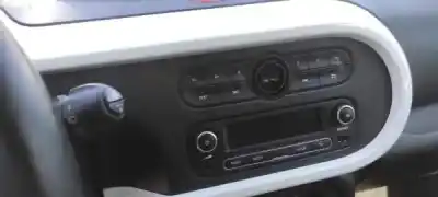 Scrapping Vehicle renault twingo iii (bcm_) 1.0 sce 70 of the year 2018 powered h4d 400