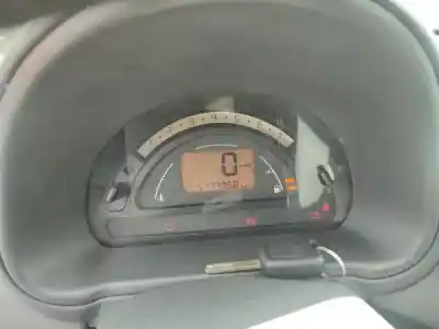 Veicolo di demolizione citroen c3 i (fc_, fn_) 1.1 i dell'anno 2003 alimentato hfx (tu1a)