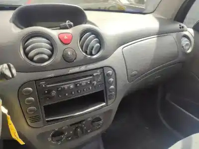 Veicolo di demolizione citroen c3 i (fc_, fn_) 1.1 i dell'anno 2003 alimentato hfx (tu1a)