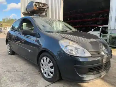 Здавання транспортного засобу RENAULT CLIO III (BR0/1, CR0/1) 1.2 16V (BR02 BR0J BR11 CR02 CR0J CR11) року 2006 потужний D4F 740