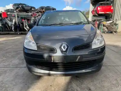 Scrapping Vehicle renault clio iii (br0/1, cr0/1) 1.2 16v (br02 br0j br11 cr02 cr0j cr11) of the year 2006 powered d4f 740