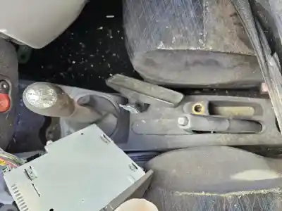 Утилизация автомобиля renault clio iii (br0/1, cr0/1) 1.2 16v (br02 br0j br11 cr02 cr0j cr11) года 2007 питание d4f 740