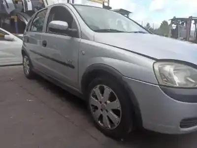 Veículo de Sucata opel corsa c (x01) 1.2 (f08, f68) do ano 2003 alimentado 0