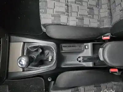 Veículo de Sucata volkswagen passat b5 (3b2) 1.9 tdi do ano 2000 alimentado atj