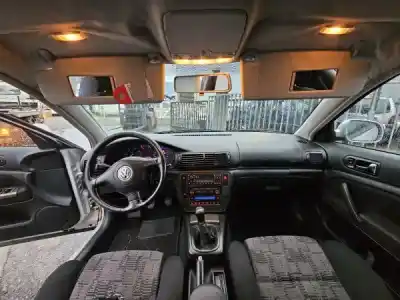 Veículo de Sucata volkswagen passat b5 (3b2) 1.9 tdi do ano 2000 alimentado atj