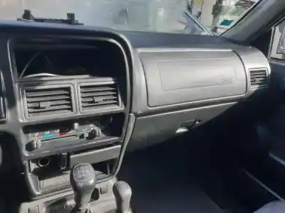 Veículo de Sucata opel frontera a (u92) 2.5 tds do ano 1998 alimentado 