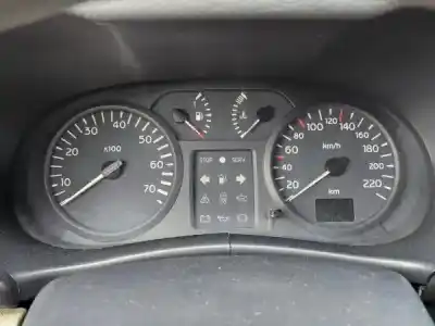 Veículo de Sucata renault clio ii (bb_, cb_) 1.5 dci (b/cb07) do ano 2002 alimentado k9k 700