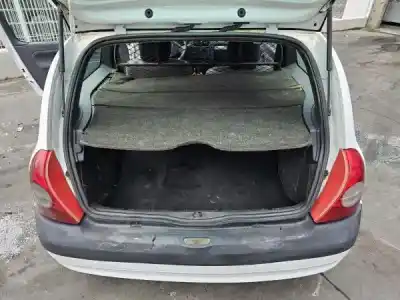 Veículo de Sucata renault clio ii (bb_, cb_) 1.5 dci (b/cb07) do ano 2002 alimentado k9k 700