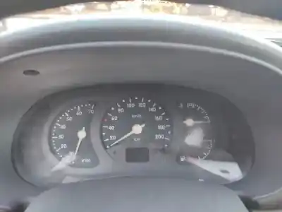 Veículo de Sucata renault clio ii (bb_, cb_) 1.2 (bb0a bb0f bb10 bb1k bb28 bb2d bb2h cb0a.... do ano 1998 alimentado d7f 764