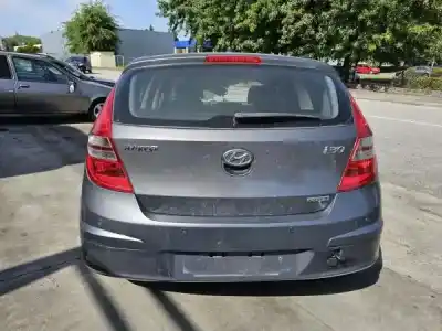 Veículo de Sucata hyundai i30 (fd) 1.6 crdi do ano 2008 alimentado d4fb