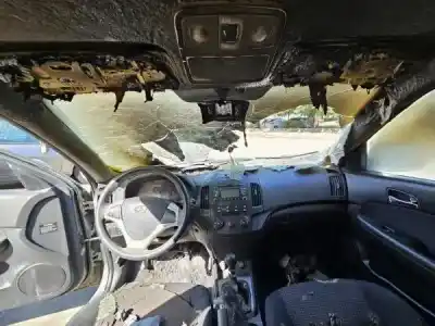 Veículo de Sucata hyundai i30 (fd) 1.6 crdi do ano 2008 alimentado d4fb