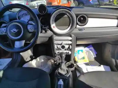 Утилизация автомобиля mini mini clubman (r55) cooper d года 2008 питание 9hz (dv6ted4)