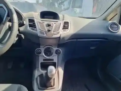 Veículo de Sucata ford fiesta vi (cb1, ccn) 1.4 tdci do ano 2010 alimentado 