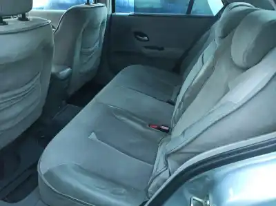 Veículo de Sucata renault laguna ii bg0 1_ 1.9 dci bg08. bg0g do ano 2001 alimentado 