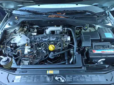 Veículo de Sucata renault laguna ii bg0 1_ 1.9 dci bg08. bg0g do ano 2001 alimentado 