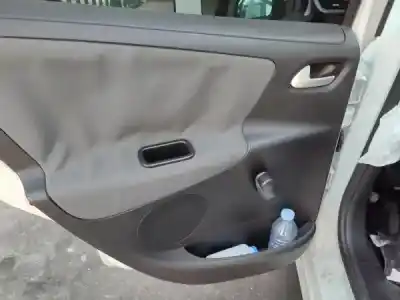 Veicolo di demolizione peugeot 207/207+ (wa_, wc_) 1.4 hdi dell'anno 2010 alimentato 8hr (dv4c)