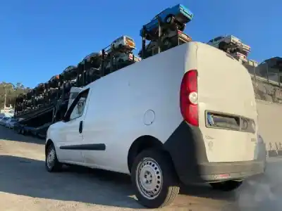 Veículo de Sucata fiat doblo cargo (263_) 1.3 d multijet do ano 2012 alimentado 