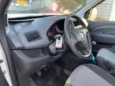 Veículo de Sucata fiat doblo cargo (263_) 1.3 d multijet do ano 2012 alimentado 