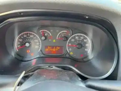 Veículo de Sucata fiat doblo cargo (263_) 1.3 d multijet do ano 2012 alimentado 