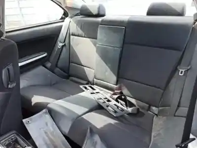 Scrapping Vehicle bmw serie 3 coupe (e46) 320 ci of the year 2003 powered m54 b22 (226s1)