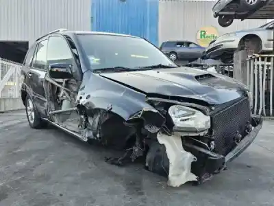 Veículo de Sucata toyota rav4 (a2) 2.0 d-4d 4wd do ano 2003 alimentado 1cd-ftv