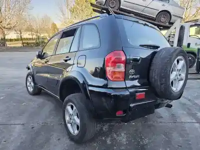 Veículo de Sucata toyota rav4 (a2) 2.0 d-4d 4wd do ano 2003 alimentado 1cd-ftv